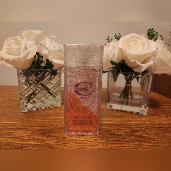 Just Cavalli Her EDT / Eau De Toilette by Robert Cavalli; 60ml / 2.0 fl.oz - Picture 8 of 12